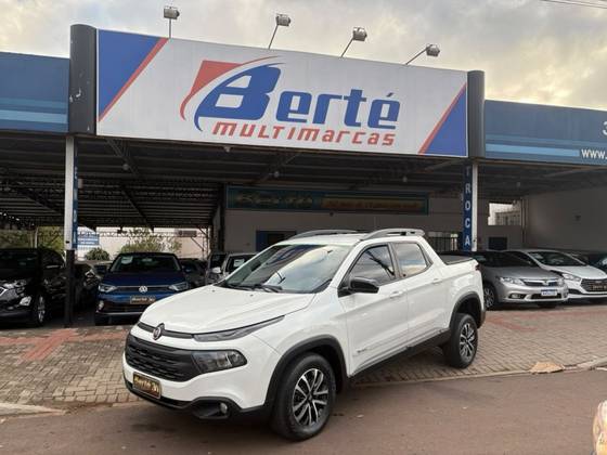 FIAT TORO 1.8 16V EVO FLEX FREEDOM AT6 FIAT TORO 1.8 16V EVO FLEX FREEDOM AT6